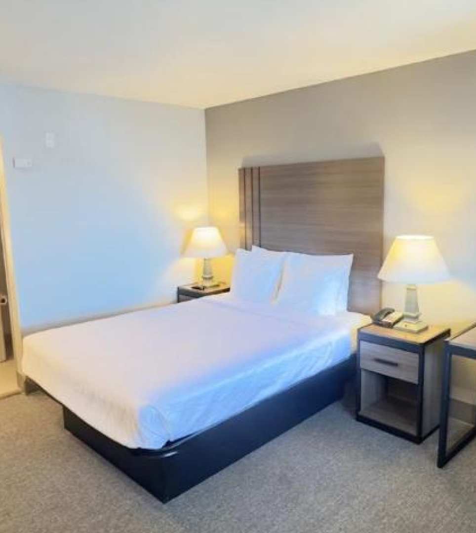 COZY AND SPACIOUS GUEST ROOMS AT HERITAGE INN SAN DIEGO